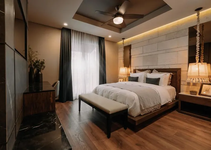 ホテル Casa Luciana Condesa 5*